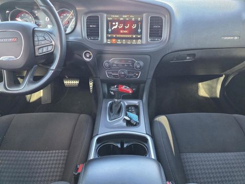Used 2023 Dodge Charger Scat Pack w/ Technology Group RWD image 17