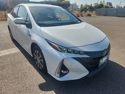 Used 2021 Toyota Prius Prime Limited w/ Carpet Mat Package (TMS) FWD image 1