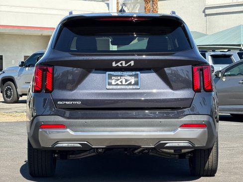 New 2026 Kia Sorento SX image 4