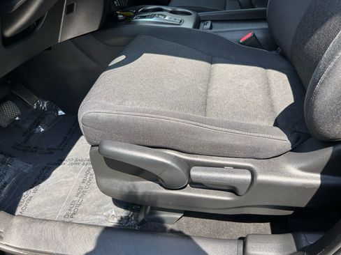 Used 2021 Honda Ridgeline Sport image 11