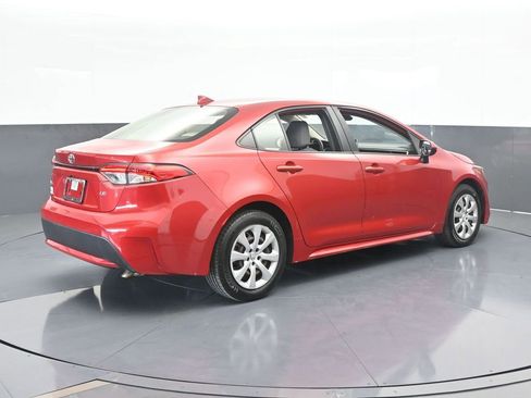 Used 2020 Toyota Corolla LE image 6