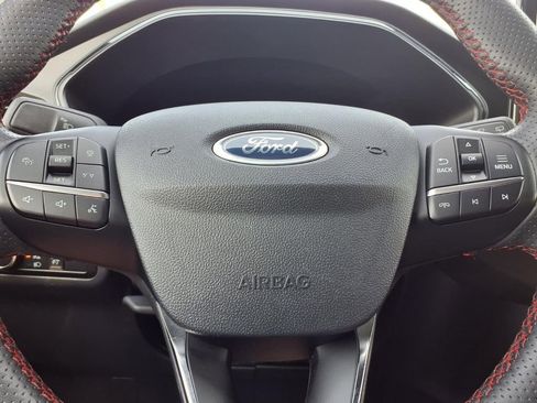 Used 2024 Ford Escape ST-Line w/ Tech Pack #1 AWD/4WD image 17