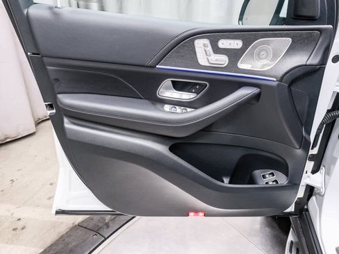 Used 2026 Mercedes-Benz GLE 450e 4MATIC image 21