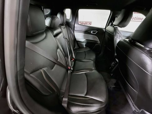 Used 2023 Jeep Compass Latitude AWD/4WD image 29