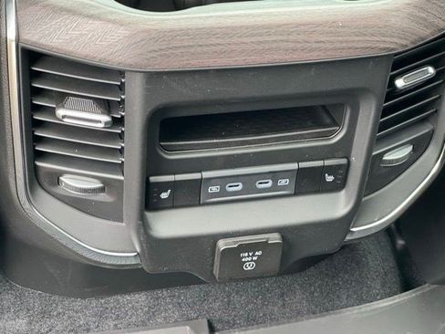 New 2026 RAM 1500 Laramie AWD/4WD image 34