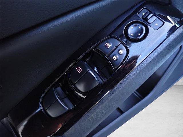 Used 2023 Nissan Altima 2.5 SV FWD image 13