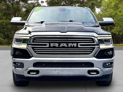 Used 2020 RAM 1500 Laramie AWD/4WD image 3