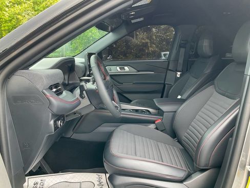 Certified 2026 Ford Explorer ST-Line RWD image 16