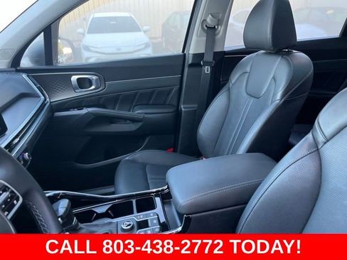 Used 2025 Kia Sorento SX FWD image 10