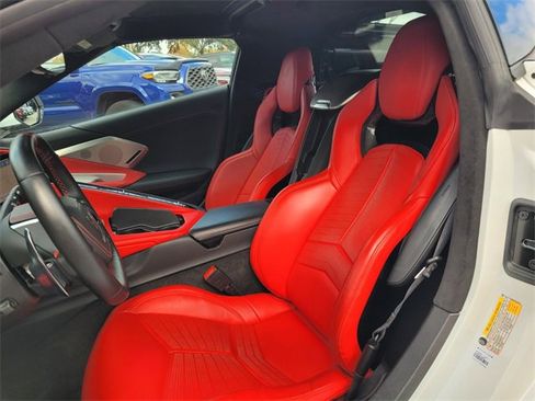 Used 2022 Chevrolet Corvette Stingray Premium Cpe w/ Z51 Performance Package image 13