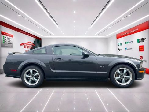 Used 2007 Ford Mustang GT RWD image 9