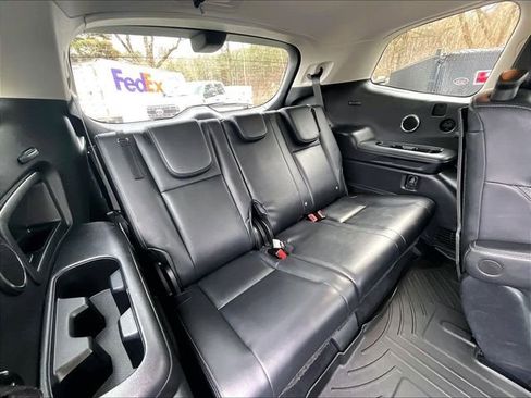 Used 2024 Subaru Ascent Touring image 29