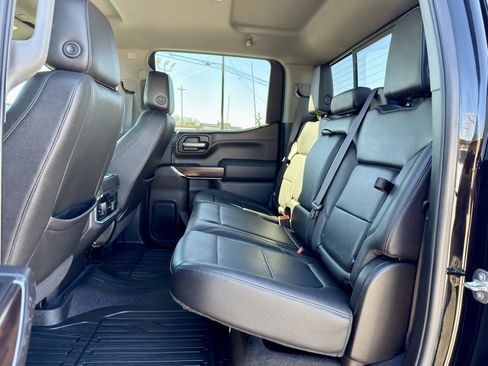 Used 2022 GMC Sierra 1500 SLT image 11