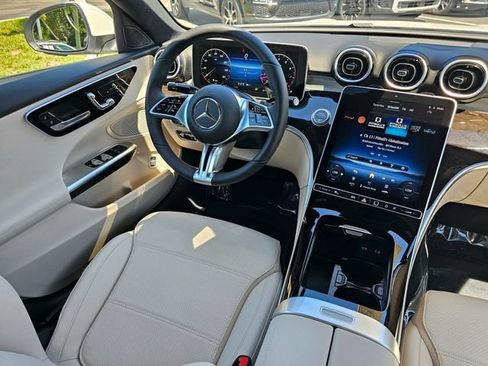 Used 2026 Mercedes-Benz C 300 4MATIC Sedan image 29