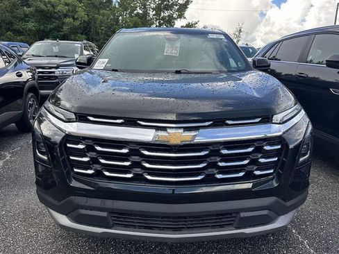 Used 2025 Chevrolet Equinox LT AWD/4WD image 11
