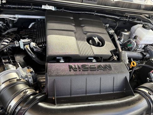 Used 2025 Nissan Frontier SV w/ SV Convenience Package image 28