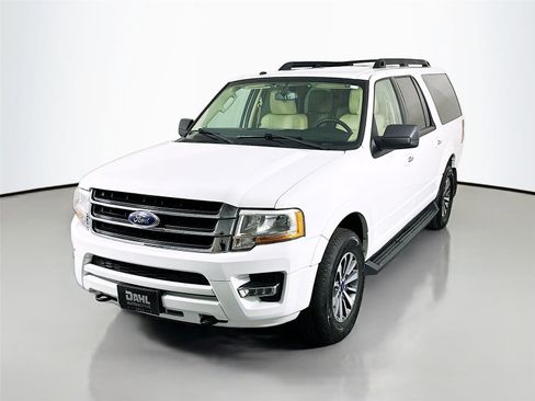 Used 2017 Ford Expedition EL XLT w/ Equipment Group 202A image 4