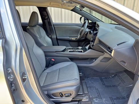Used 2025 Lexus RZ 300e w/ Accessory Package (Z1) FWD image 14
