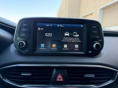 Used 2020 Hyundai Santa Fe SEL FWD image 12