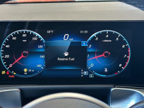 Certified 2022 Mercedes-Benz GLB 250 4MATIC image 36