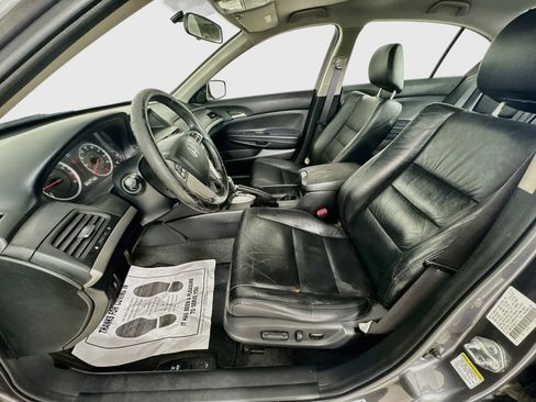 Used 2011 Honda Accord SE image 24