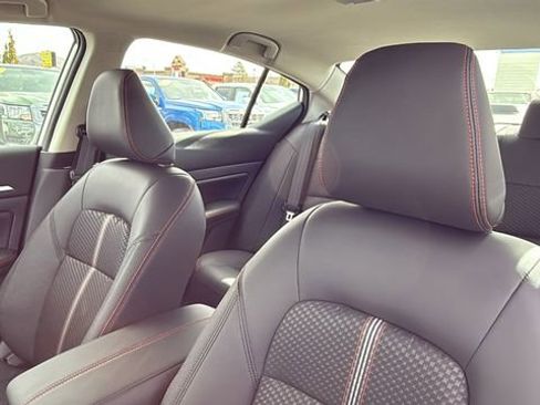 New 2025 Nissan Altima 2.5 SR image 23