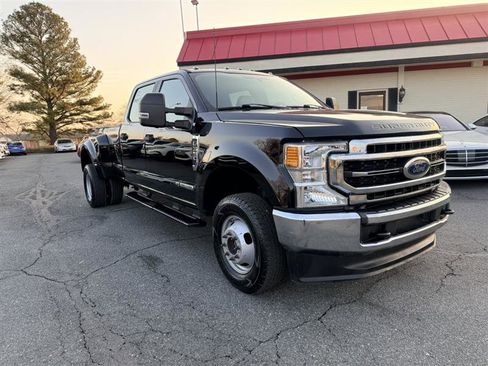 Used 2022 Ford F350 XL w/ Power Equipment Group image 2