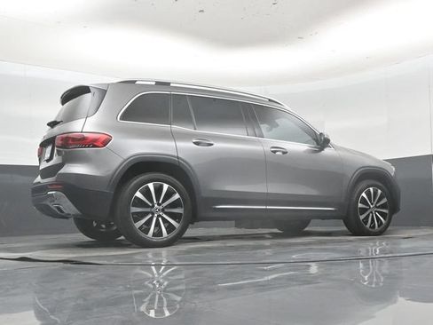 Used 2022 Mercedes-Benz GLB 250 image 48