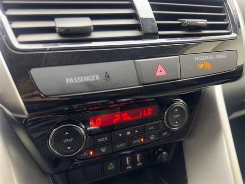 Used 2024 Mitsubishi Eclipse Cross SE image 66