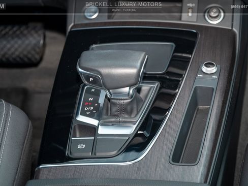 Used 2021 Audi Q5 2.0T Premium w/ Convenience Package image 27