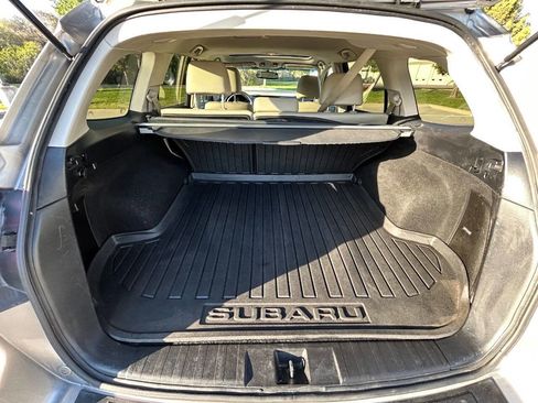 Used 2014 Subaru Outback 2.5i Limited w/ Moonroof Package image 11