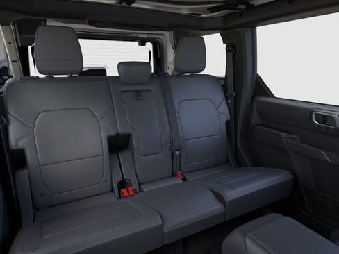 New 2026 Ford Bronco Outer Banks w/ Sasquatch Package AWD/4WD image 13
