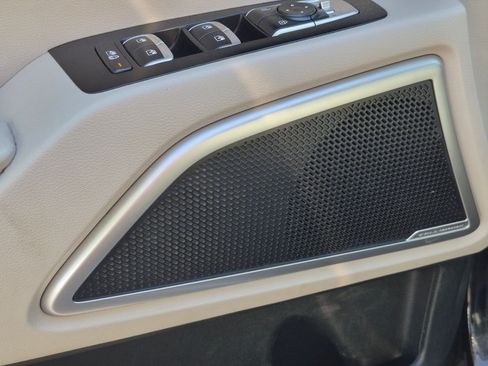 Used 2020 Kia Telluride S AWD/4WD image 15