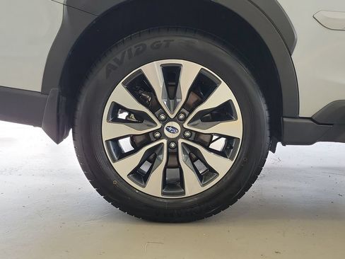 Used 2024 Subaru Outback Limited AWD/4WD image 7