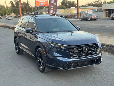 Used 2025 Honda CR-V Sport-L image 8