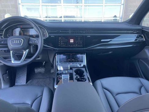 Used 2025 Audi Q7 2.0T Premium Plus image 12