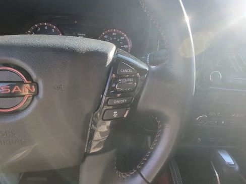 Used 2022 Nissan Frontier PRO-4X w/ Technology Package AWD/4WD image 25