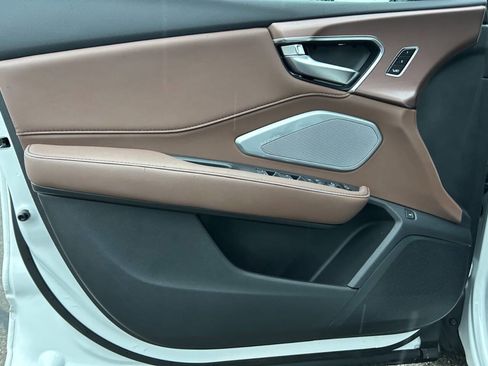 Used 2025 Acura RDX SH-AWD w/ Technology Package image 28