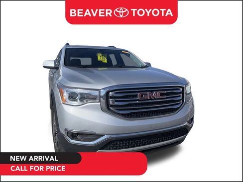 Used 2017 GMC Acadia SLT image 1