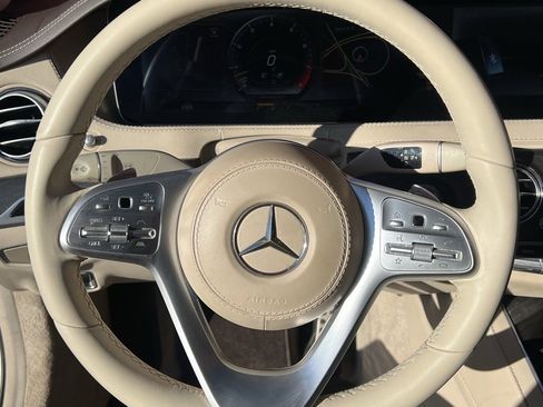 Used 2018 Mercedes-Benz S 450 Sedan image 23