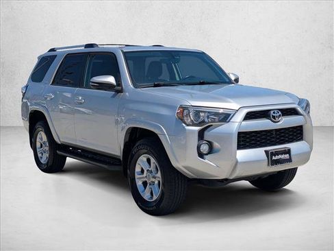 Used 2019 Toyota 4Runner SR5 Premium AWD/4WD image 3