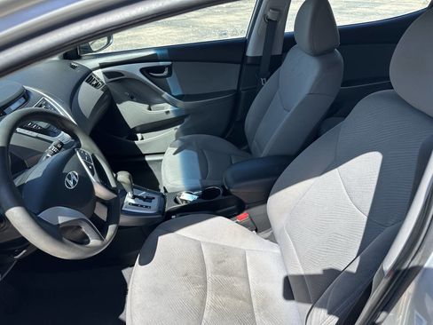 Used 2011 Hyundai Elantra GLS FWD image 11