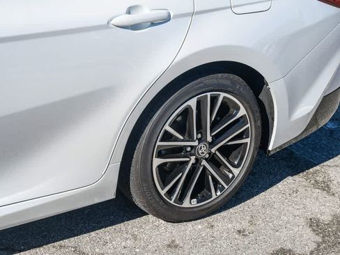Used 2026 Toyota Camry XLE FWD image 11