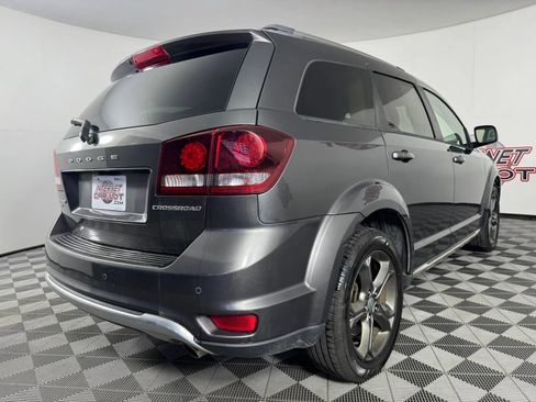 Used 2015 Dodge Journey Crossroad w/ Flexible Seating Group AWD/4WD image 28