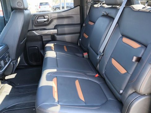 Used 2021 GMC Sierra 1500 AT4 image 24