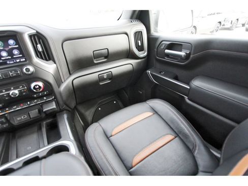Used 2021 GMC Sierra 1500 AT4 w/ AT4 Premium Package AWD/4WD image 13