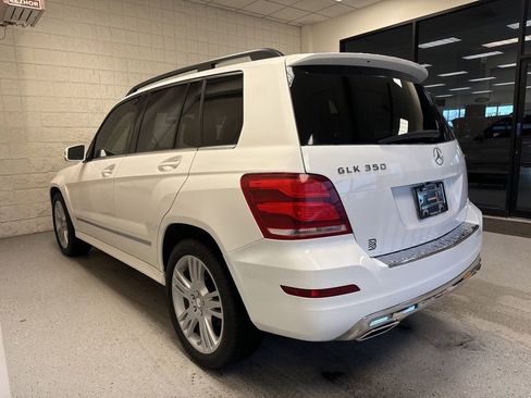 Used 2015 Mercedes-Benz GLK 350 4MATIC image 3