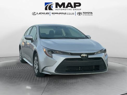 Used 2024 Toyota Corolla LE image 8