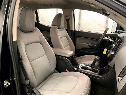 Used 2016 Chevrolet Colorado W/T w/ WT Convenience Package AWD/4WD image 7