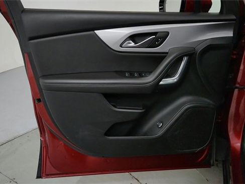 Used 2022 Chevrolet Blazer LT image 11